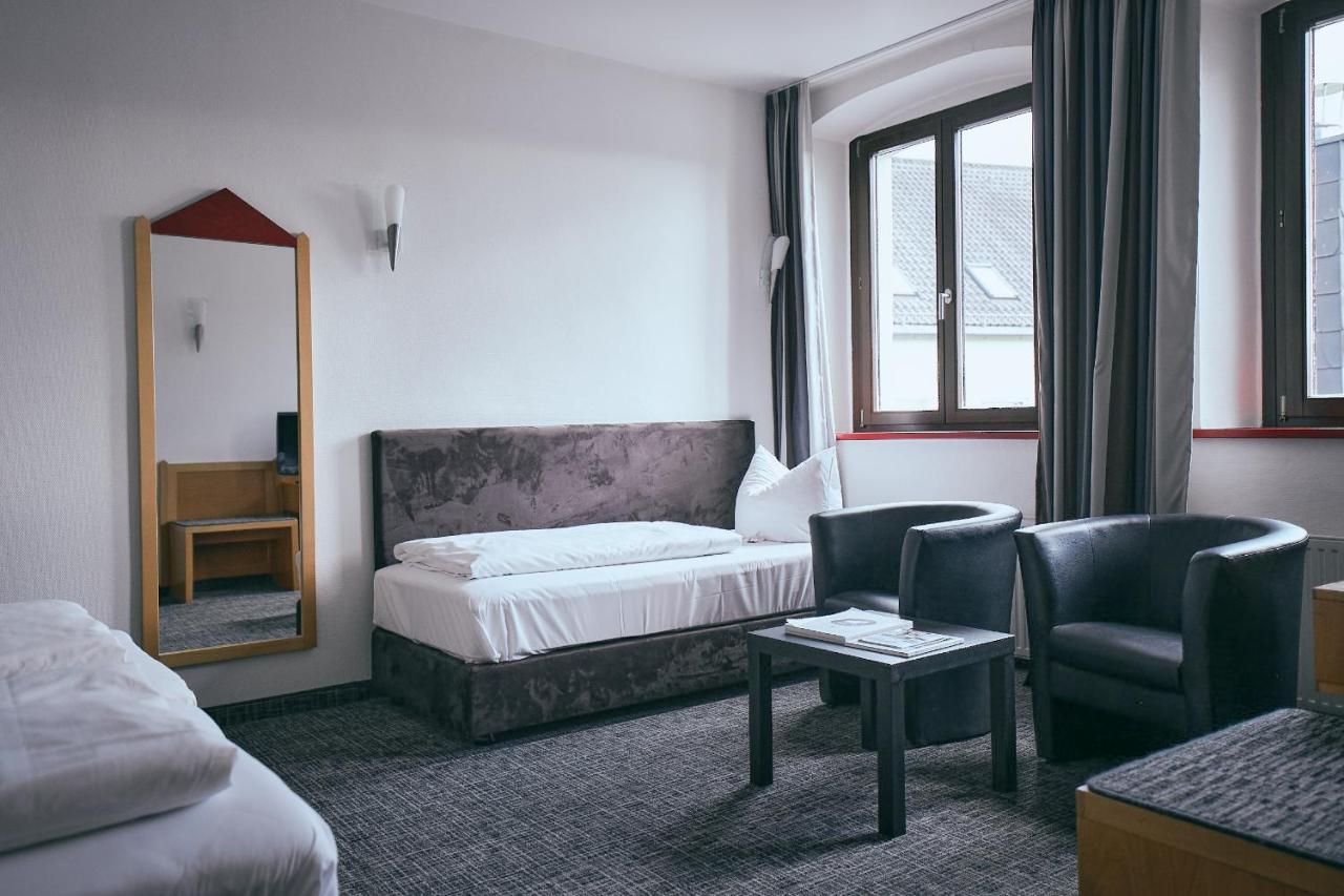 Hotel Roter Hahn Ρέγκενσμπουργκ Εξωτερικό φωτογραφία