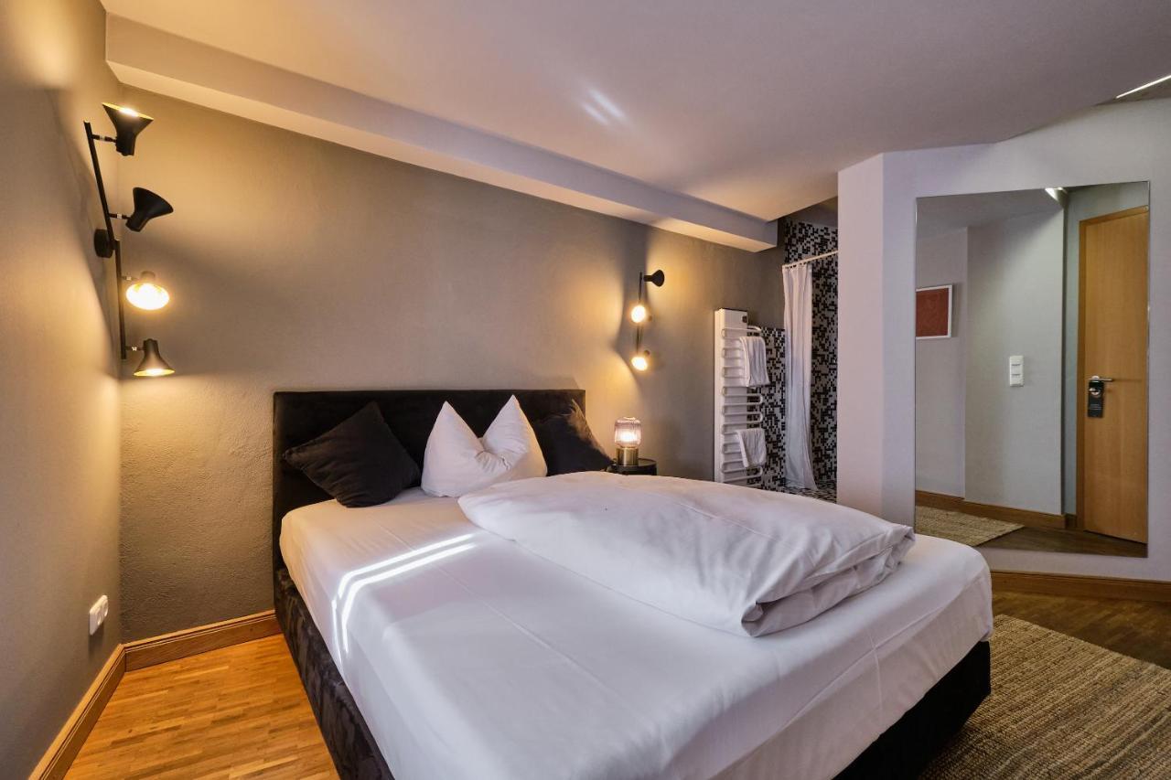 Hotel Roter Hahn Ρέγκενσμπουργκ Εξωτερικό φωτογραφία