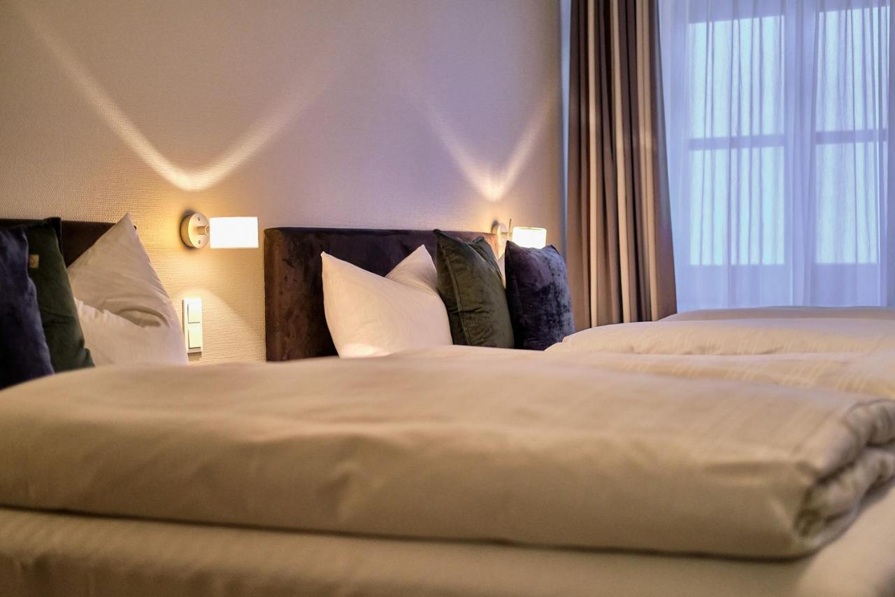 Hotel Roter Hahn Ρέγκενσμπουργκ Εξωτερικό φωτογραφία