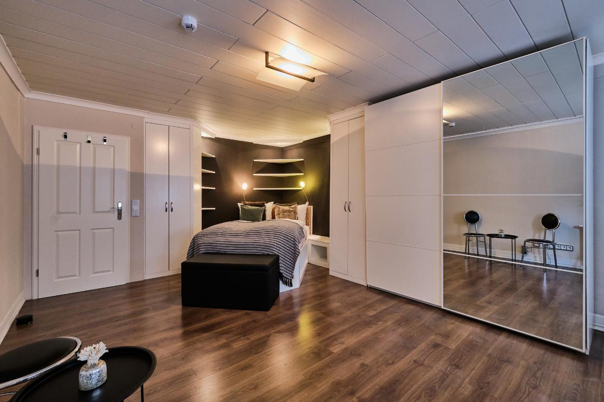 Hotel Roter Hahn Ρέγκενσμπουργκ Εξωτερικό φωτογραφία