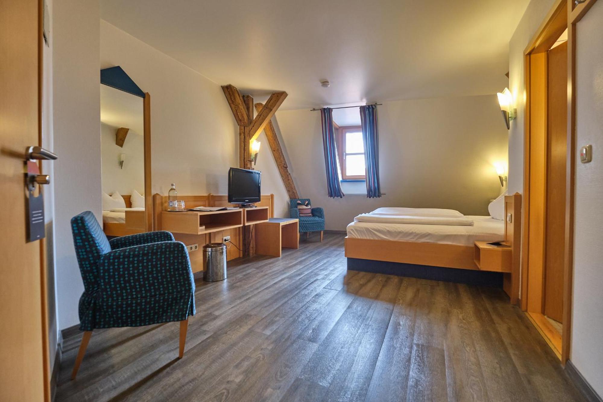 Hotel Roter Hahn Ρέγκενσμπουργκ Εξωτερικό φωτογραφία
