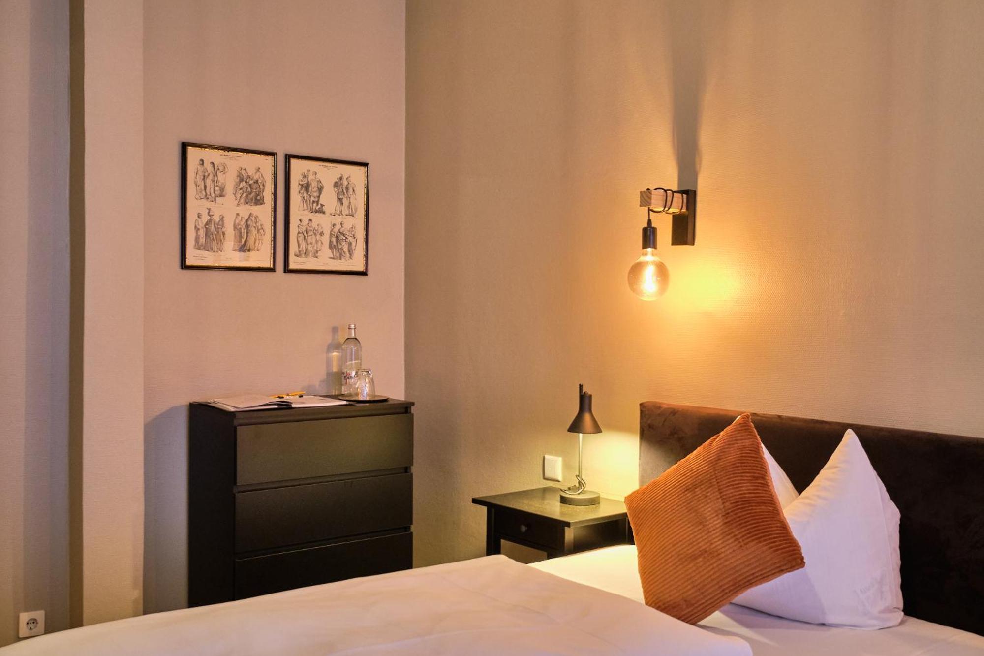 Hotel Roter Hahn Ρέγκενσμπουργκ Εξωτερικό φωτογραφία