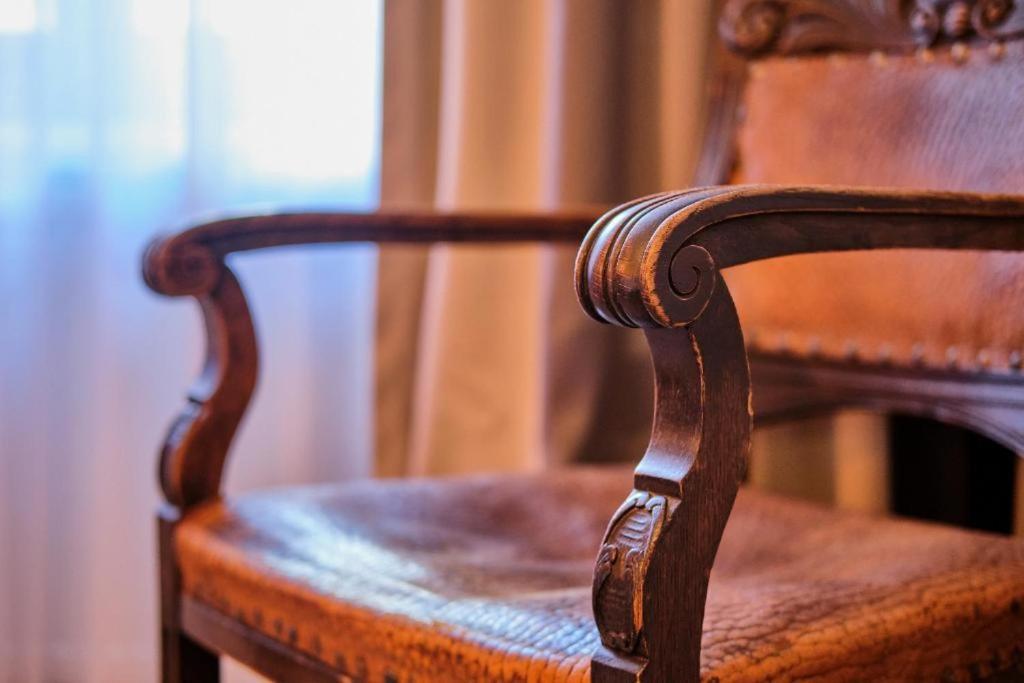 Hotel Roter Hahn Ρέγκενσμπουργκ Εξωτερικό φωτογραφία